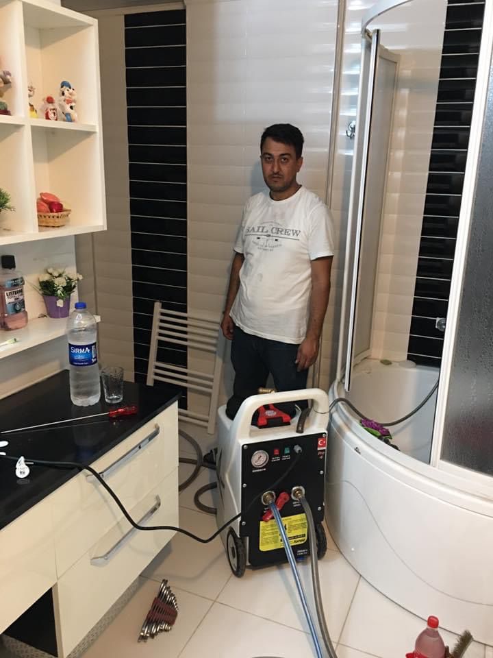 Services 11 7bf16c11 de68 4a68 88a8 90804dc8f8ce